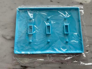 TRIPLE SWITCH COVER MOLD
