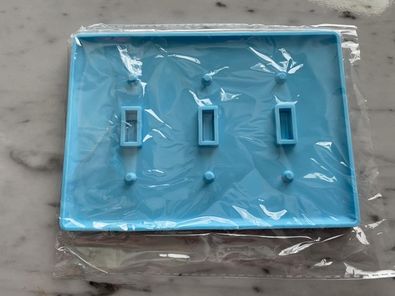 TRIPLE SWITCH COVER MOLD